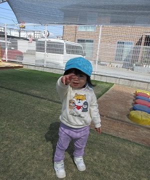 　　ピース
